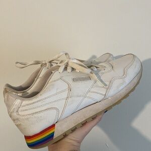Reebok Classic Harman Run S Pride sneakers 🌈